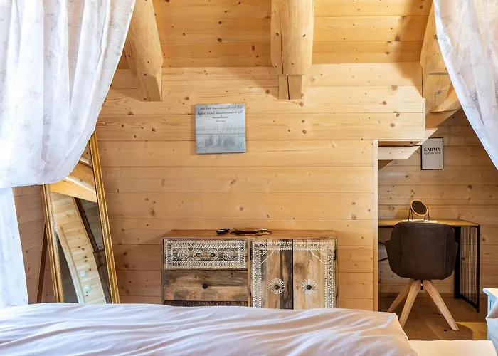 Alpstuga Biochalet Haus 2 *